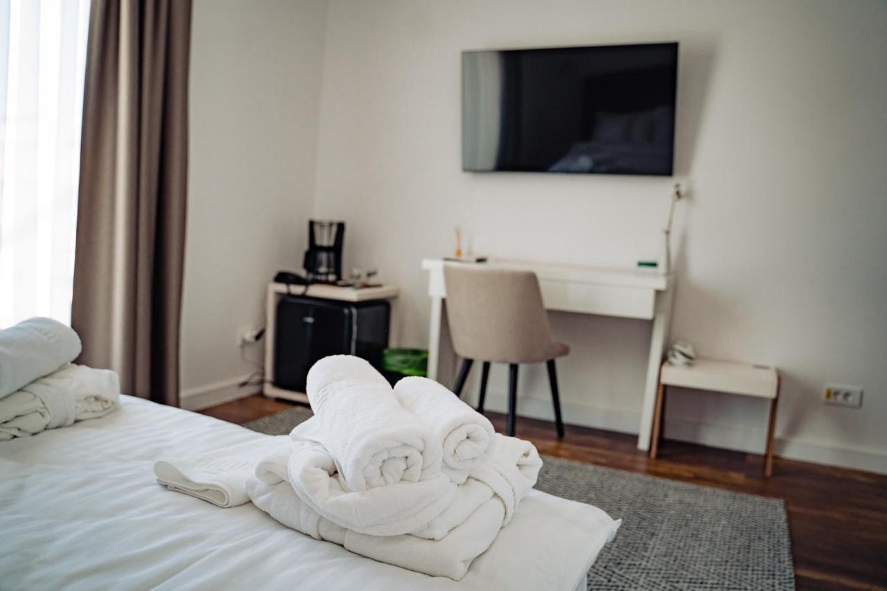 אורדאה Hotel B4 מראה חיצוני תמונה