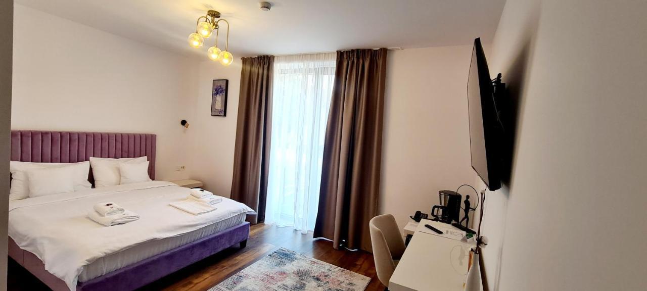אורדאה Hotel B4 מראה חיצוני תמונה