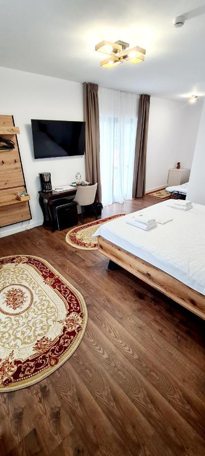 אורדאה Hotel B4 מראה חיצוני תמונה