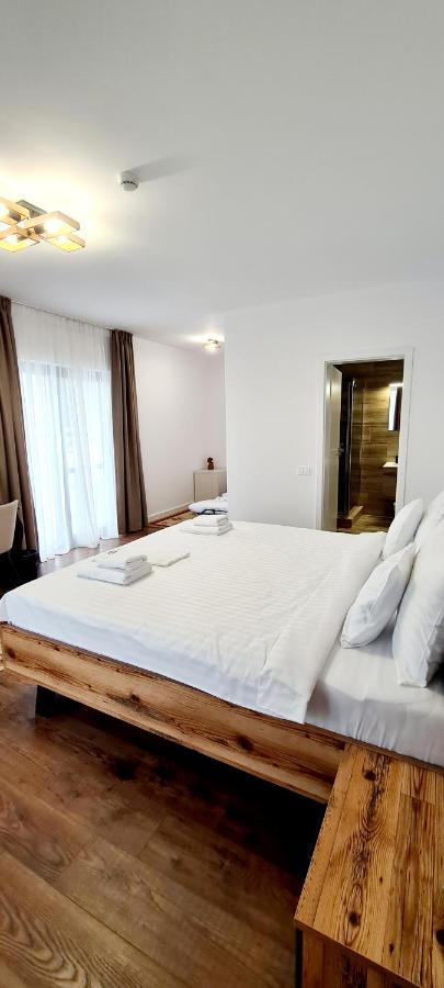 אורדאה Hotel B4 מראה חיצוני תמונה