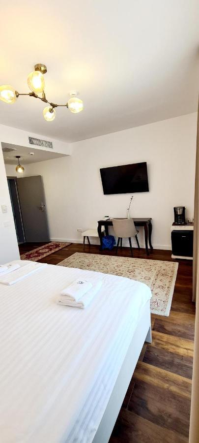 אורדאה Hotel B4 מראה חיצוני תמונה