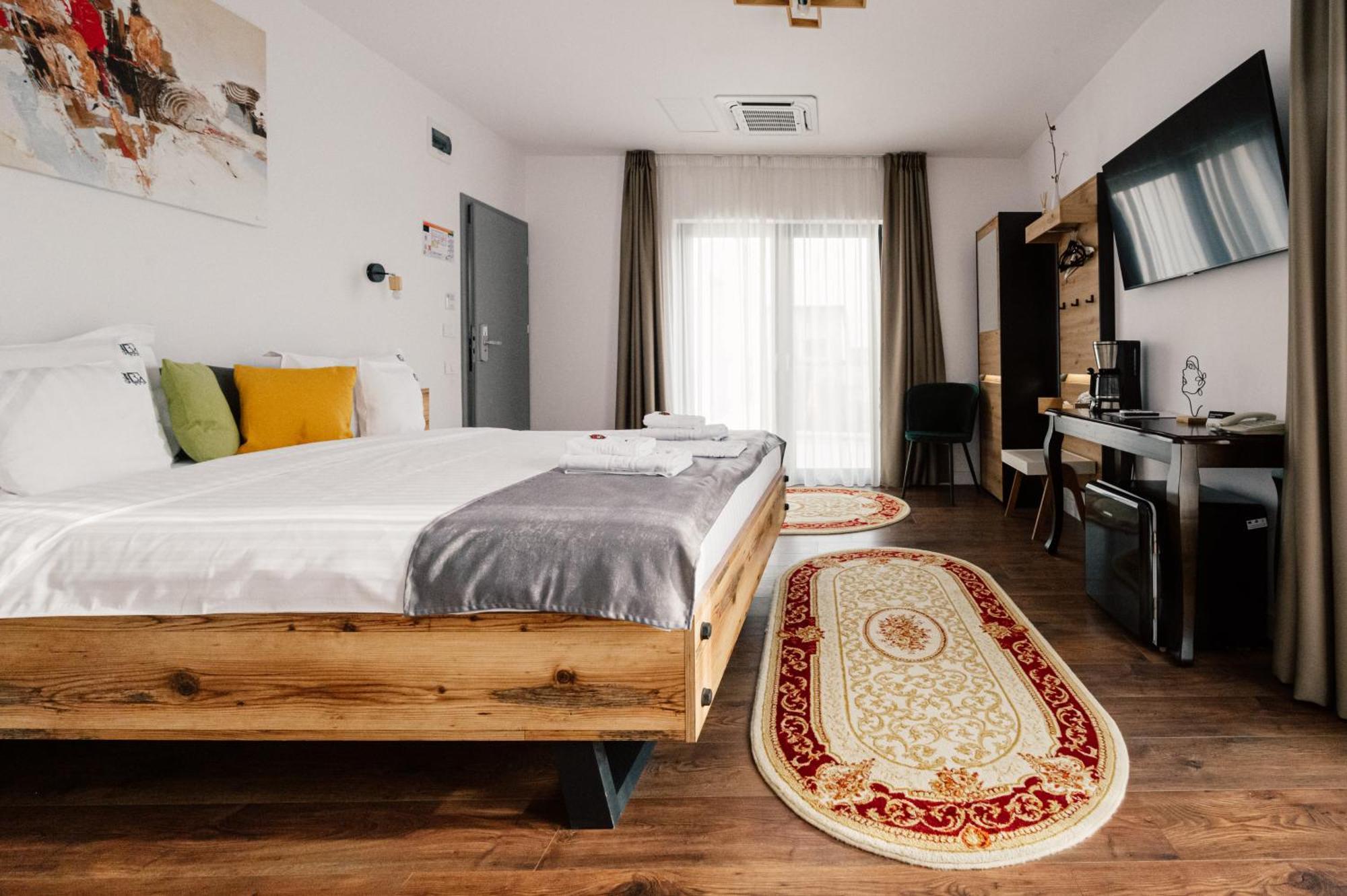 אורדאה Hotel B4 מראה חיצוני תמונה
