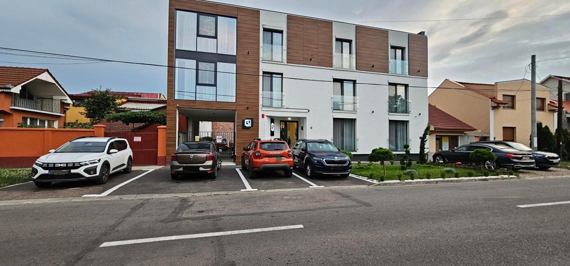 אורדאה Hotel B4 מראה חיצוני תמונה